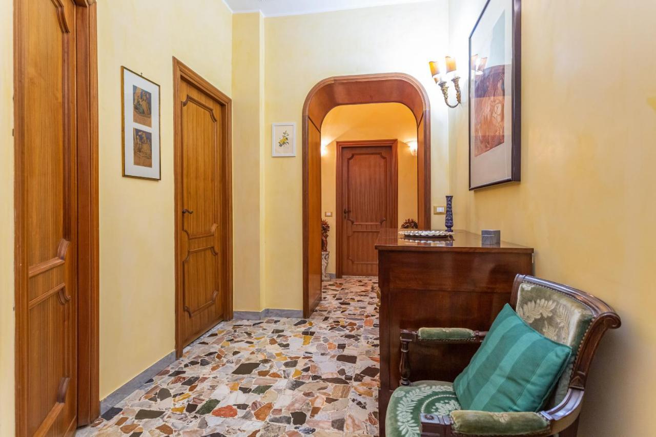 Colosseum Classy Roman Home Esterno foto